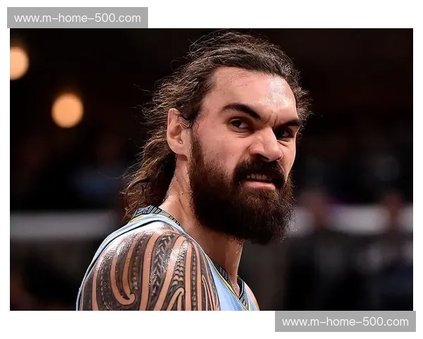 泰勒·亚当斯内侧副韧带撕裂,美国队中场核心将缺阵三个月 泰勒·亚当斯内侧副韧带撕裂,美国队中场核心将缺阵三个月